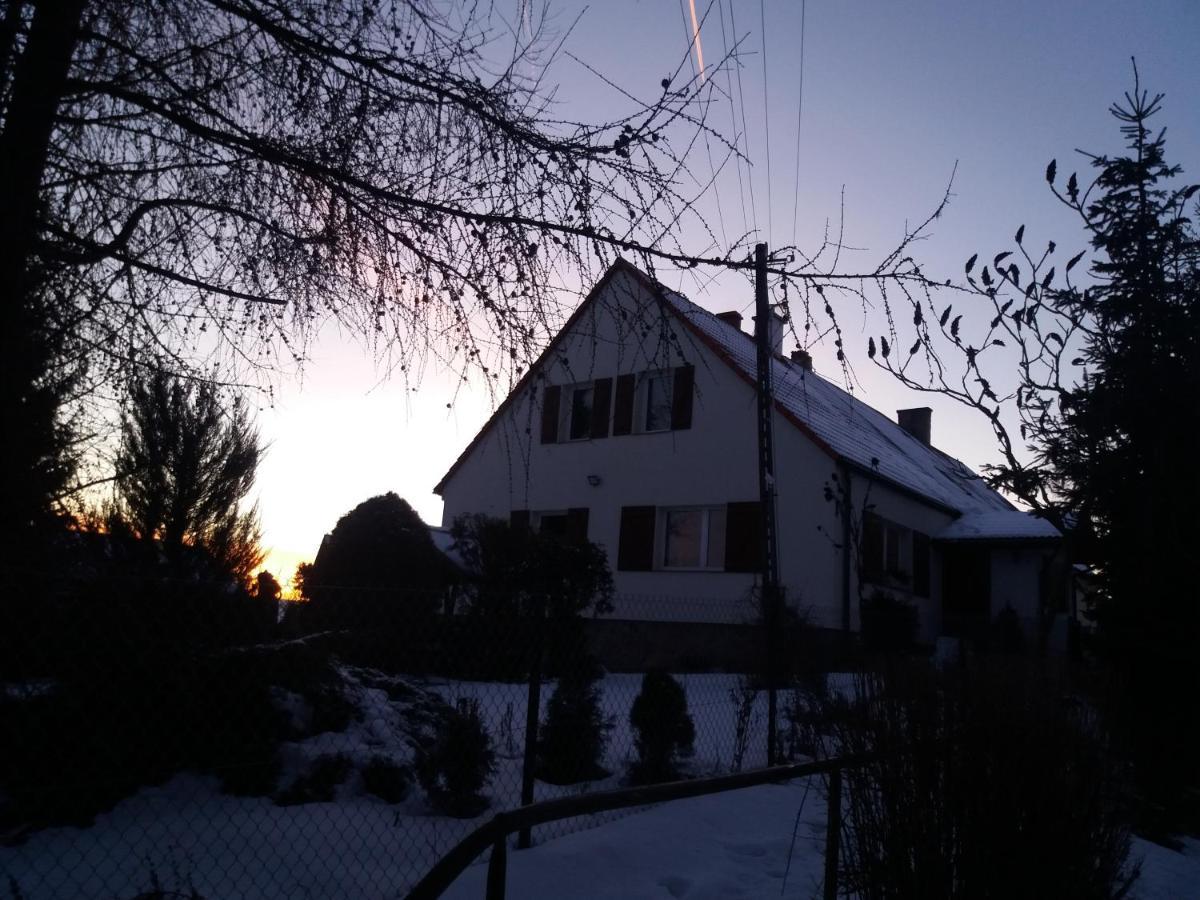 W Starej Szkole - Agroturystyka Pieczarki Экстерьер фото