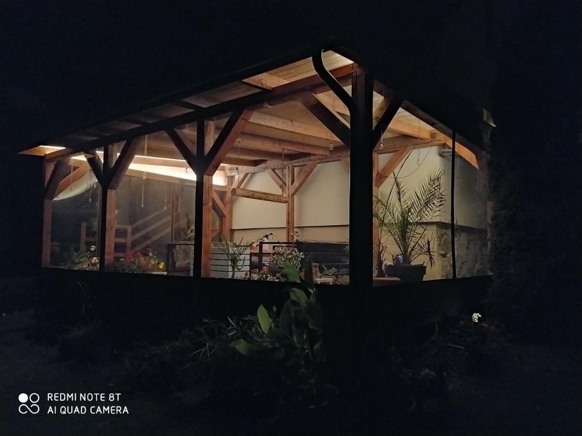W Starej Szkole - Agroturystyka Pieczarki Экстерьер фото